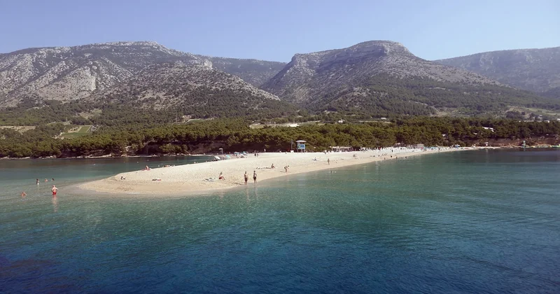 L'arrière-pays, la vraie alternative aux côtes saturées